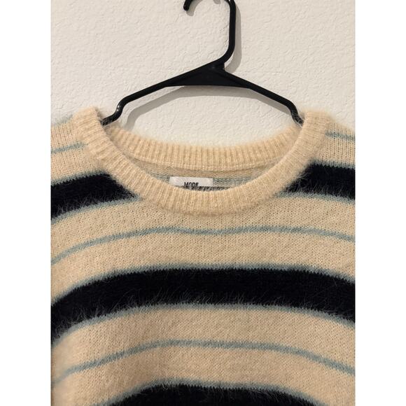 Mode Of Ones Mens Cozy Cream and Blue Striped Sweater Size XL - Picture 3 of 5
